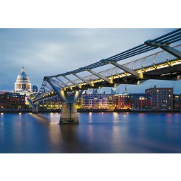 8-924 Fototapeta vliesová Komar Millenium Bridge, velikost 368 cm x 254 cm